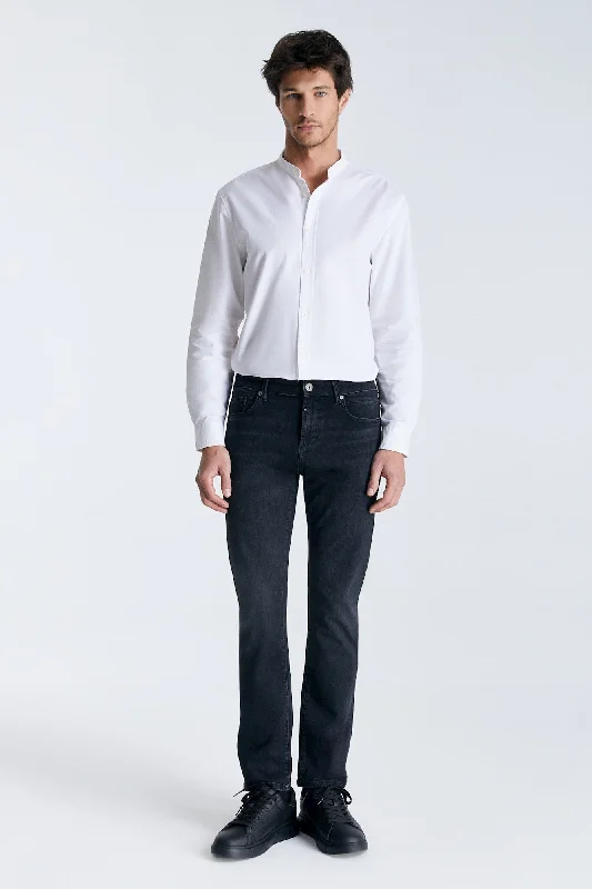 Gray Jeans for Neutral Tone -Lance Wellflex 5 Pocket Jeans Black VT