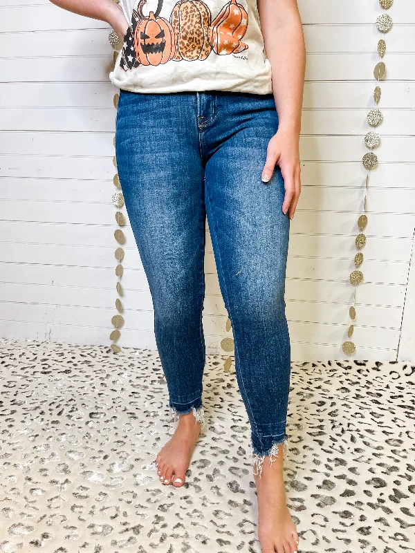 Cutoff Shorts Jeans for Fun -Vervet Lobby Skinny Jeans