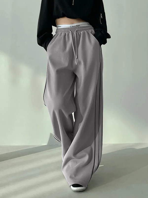 Relaxed chino pants for casual Friday offices -BerryBetty - Don't Doubt Me Wide Leg Pants