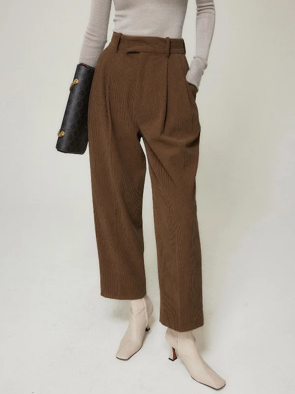 Lightweight jogger pants for summer evening strolls -BerryBetty - Caramel Smart Cropped Straight Leg Pants