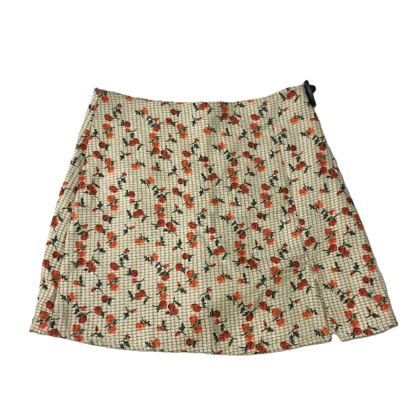 A-line mini skirts for fun flirty looks -Skirt Mini & Short By Cider  Size: M