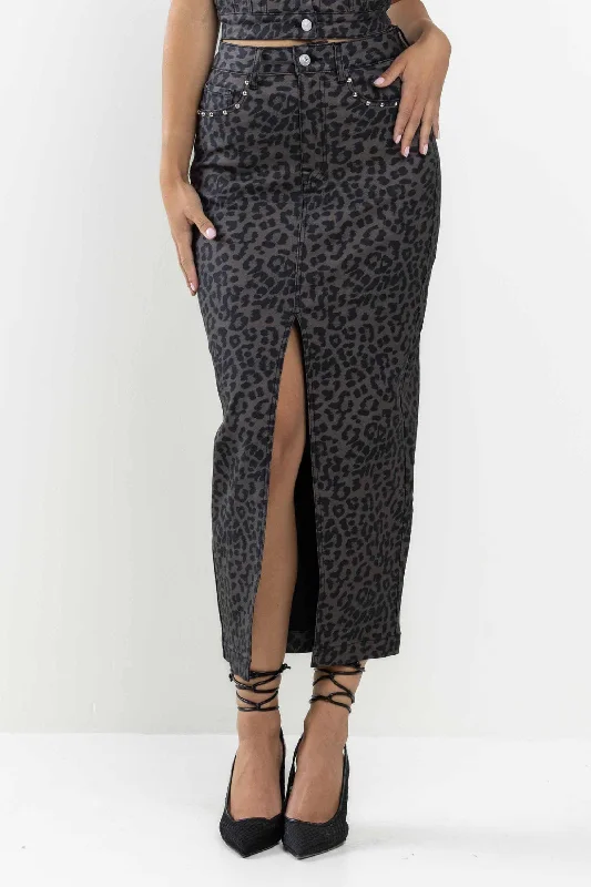 Denim Shorts for Casual Outings -Out Of The Wild Leopard Column Skirt