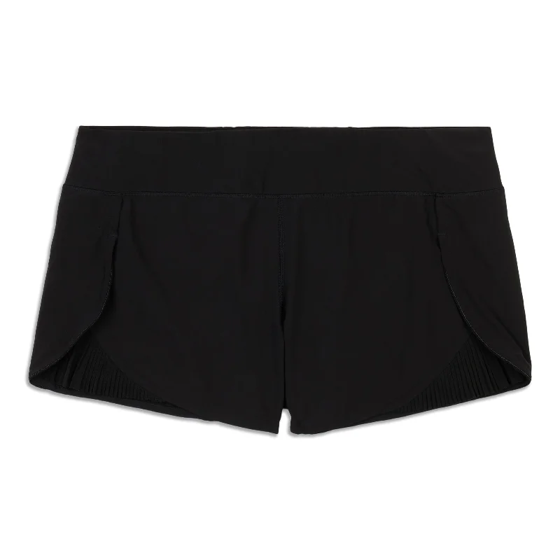 Star Shaped Shorts for Charm -Play Off The Pleats Short - Resale