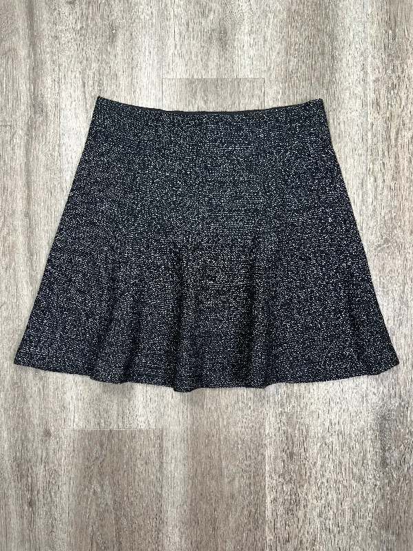 Cute mini skirts for fun party nights -Black Skirt Mini & Short Loft, Size M