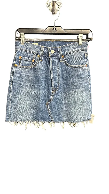 Casual linen skirts for breezy days -Skirt Mini & Short By Levis  Size: 0