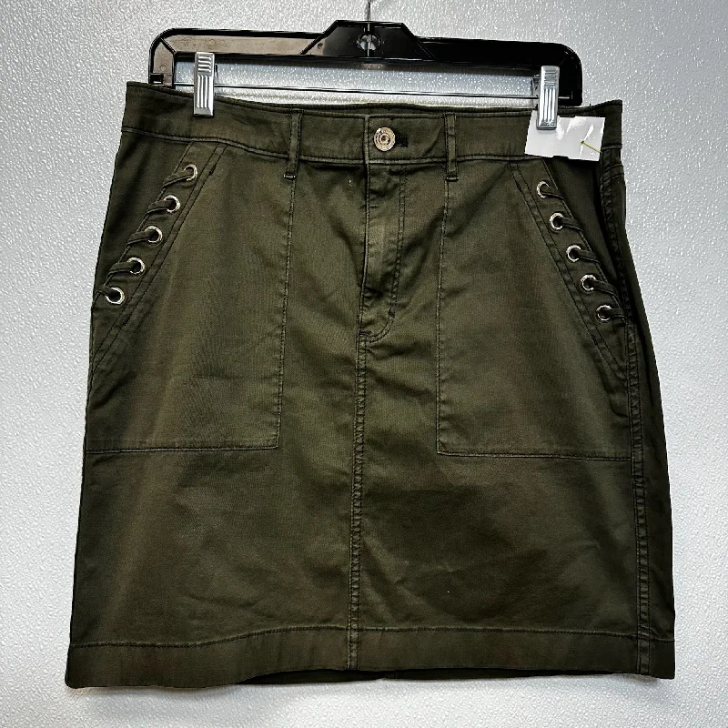 Bold skirts with metallic shimmer finish -Olive Skirt Mini & Short White House Black Market, Size M